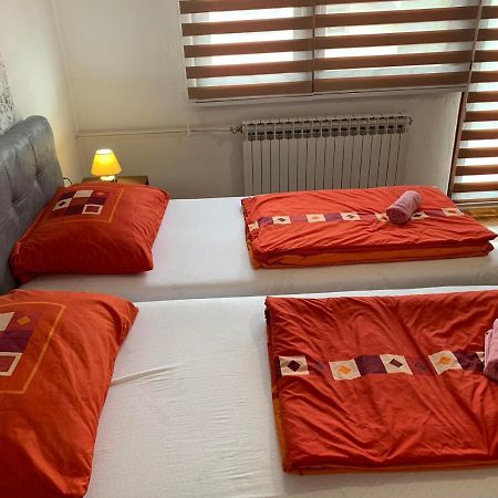 Guest House Husejn Dubrave Gornje 外观 照片