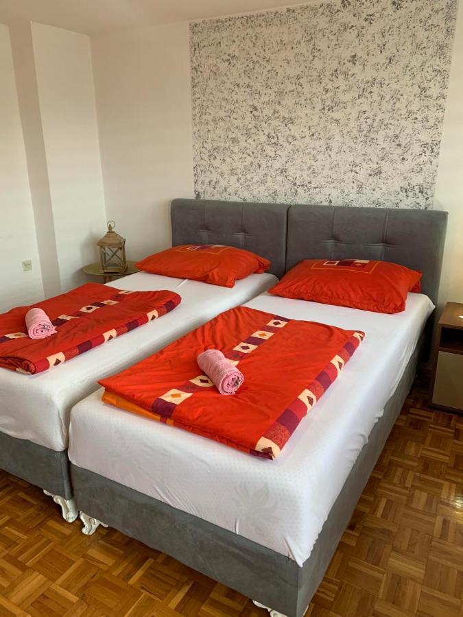 Guest House Husejn Dubrave Gornje 外观 照片